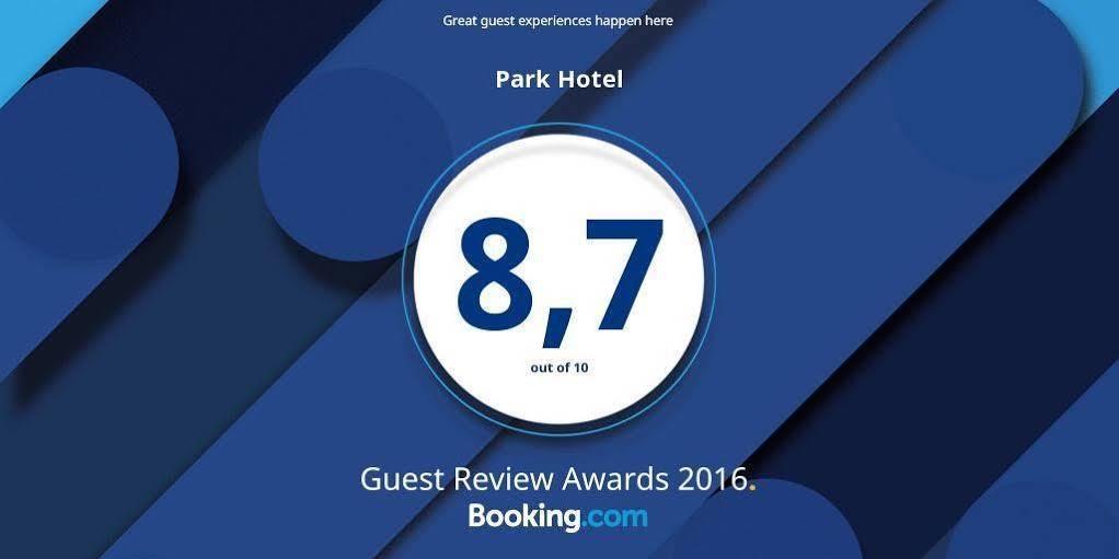 Park Hotel&Hostel Karakol Exterior photo